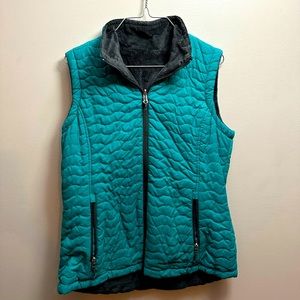 Free Country Reversible Vest. Teal or Gray. Size M
